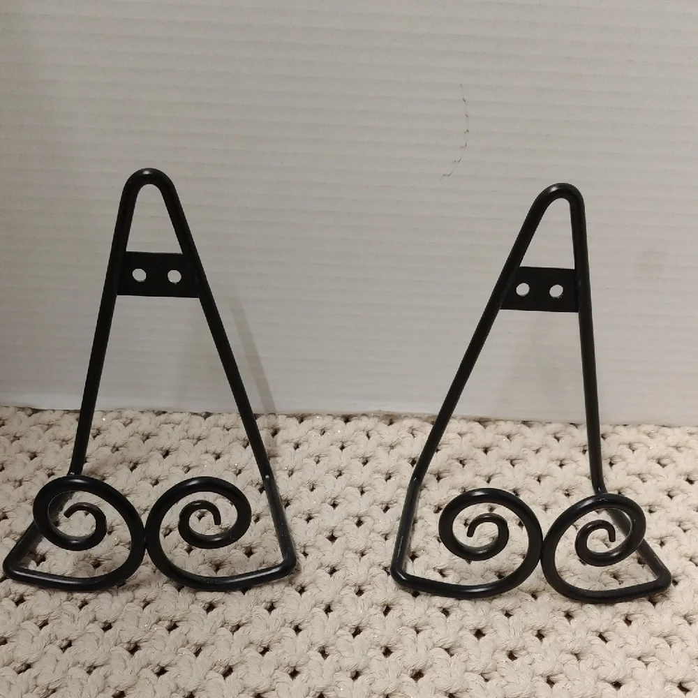 Pair Of Black Metal Easel Wall Stands For Plates, Books Or Frames 6